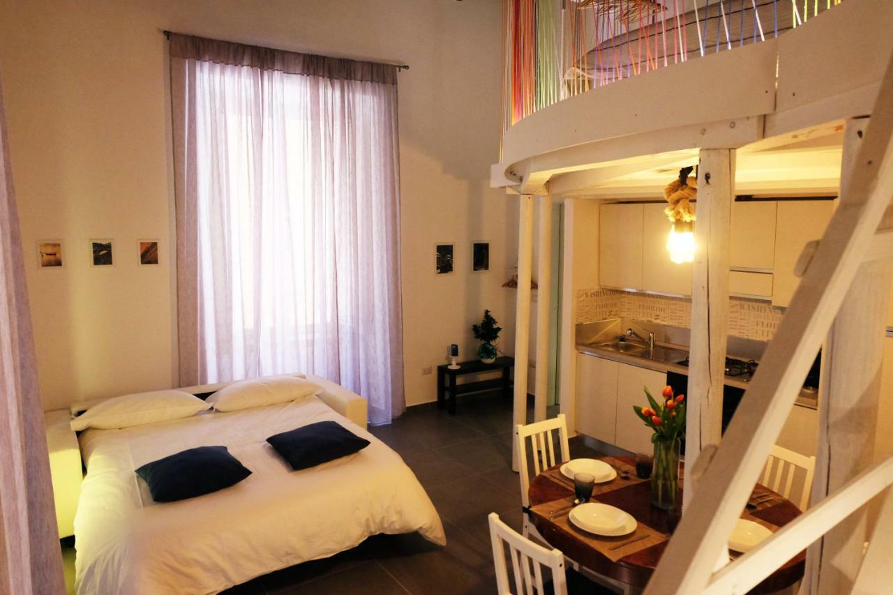 Il-Terno All'8 Al Centro Storico Old Town เนเปิลส์ ภายนอก รูปภาพ